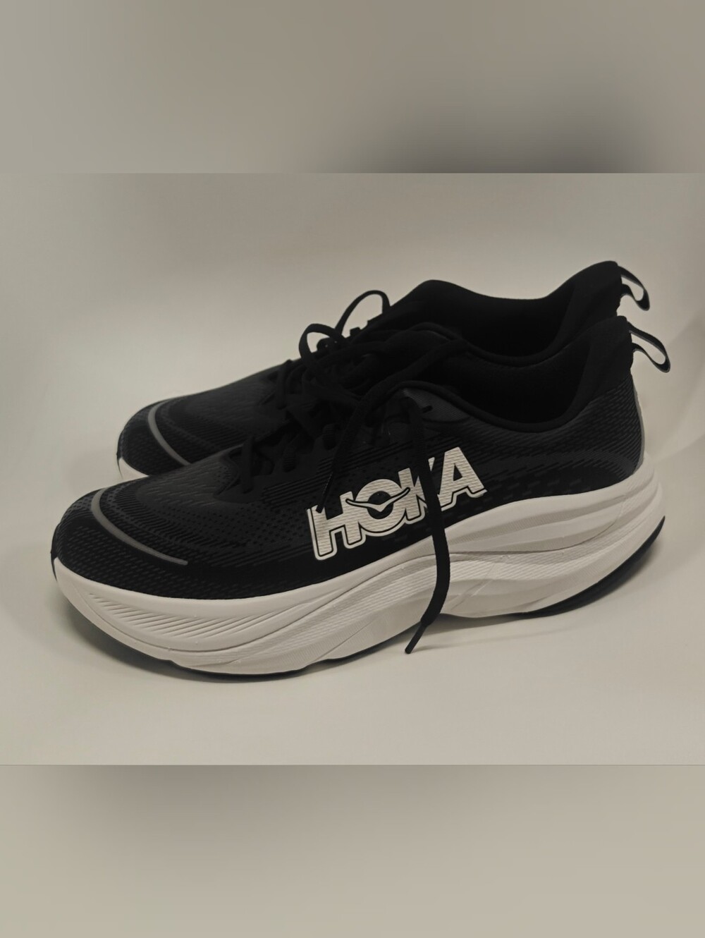 Hoka One One Skyflow Running Shoes Mens Size 11 D Black Sneakers Gym